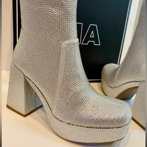MIA Rhinestone Boot - Picture 2 of 4